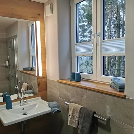 Auwer Hills - Om Stall Lägenhet