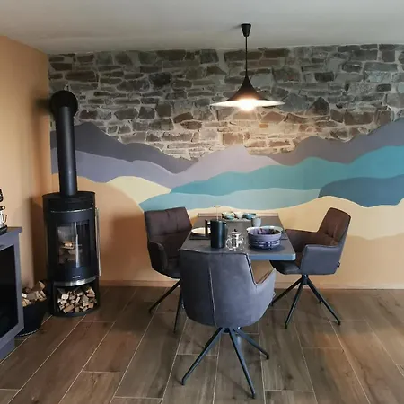 Auwer Hills - Om Stall Lejlighed