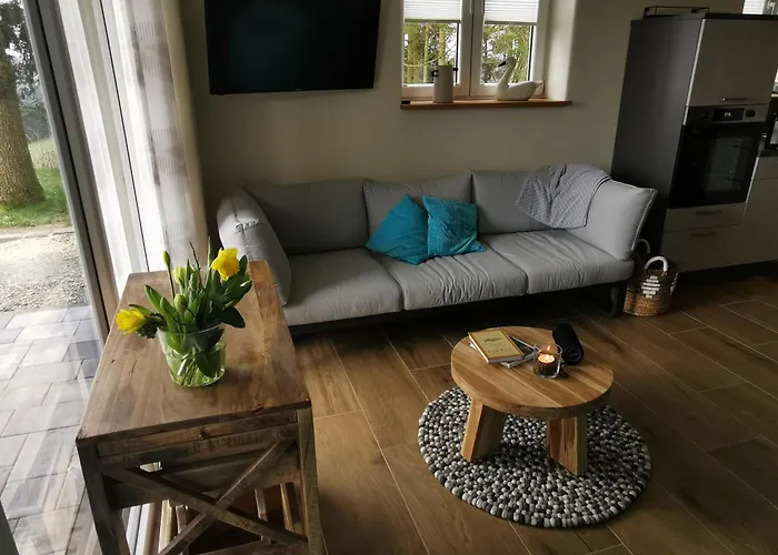 Auwer Hills - Om Stall